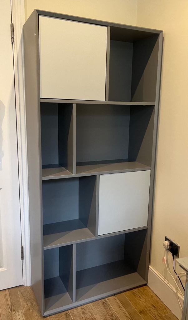 Shelving unit 