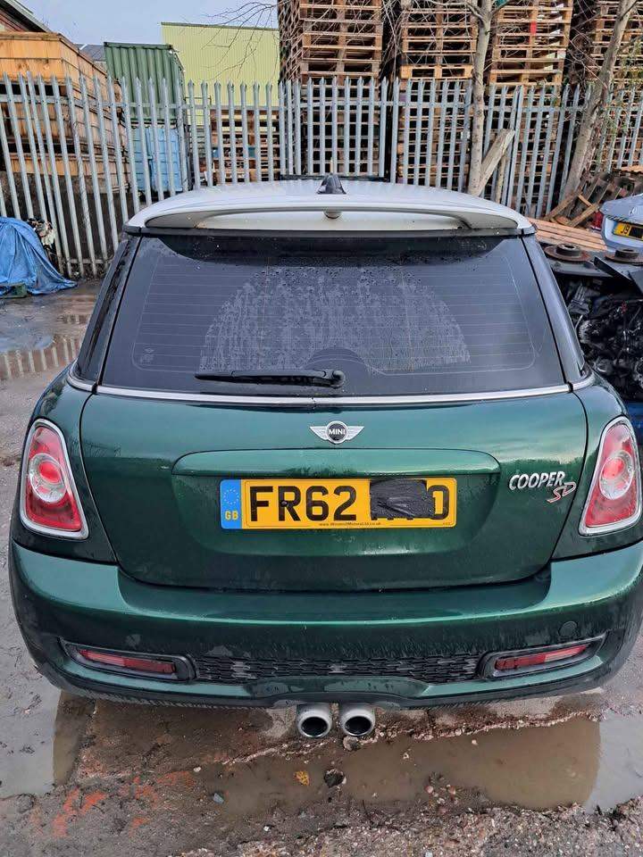 MINI COOPER SD 2.0D R56 BREAKING PARTS BONNET BUMPER LIGHT DOOR HEAD UNIT TAILGATE MIRROR INTERIOR