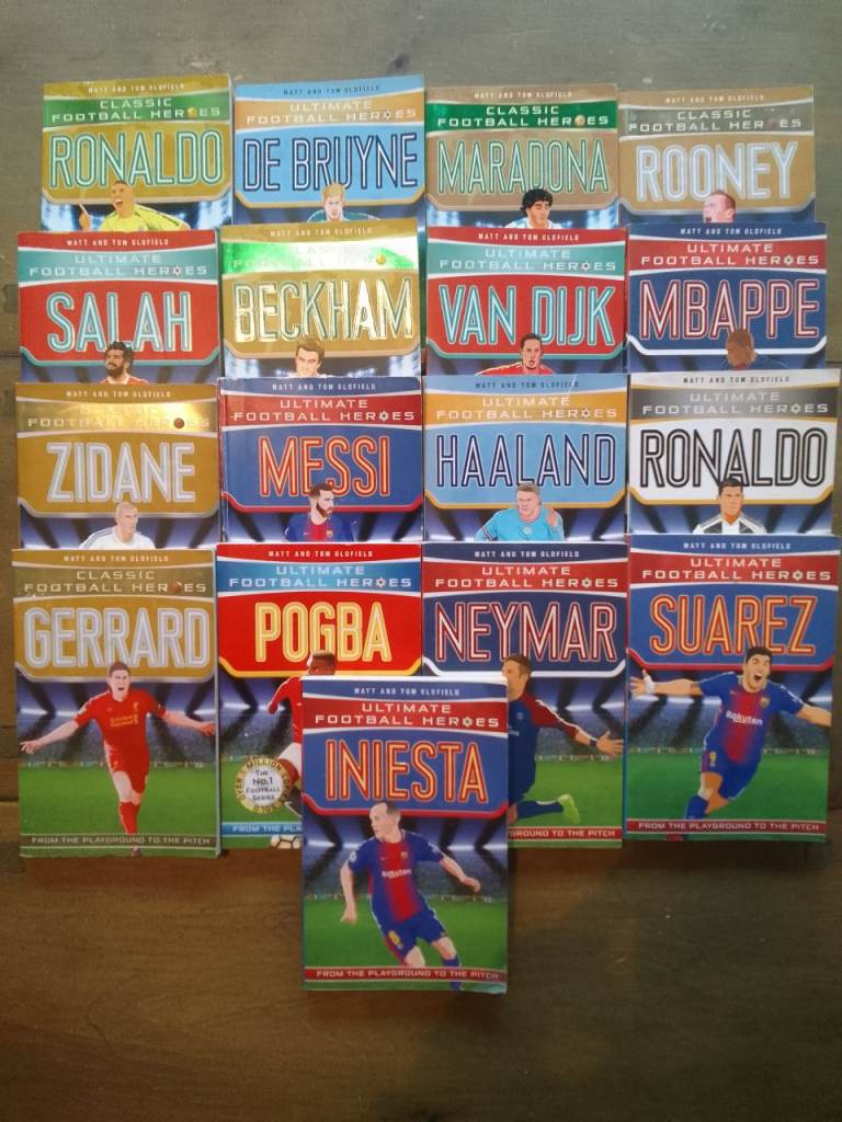 Ultimate/Classic Footballer Books Bundle x 17