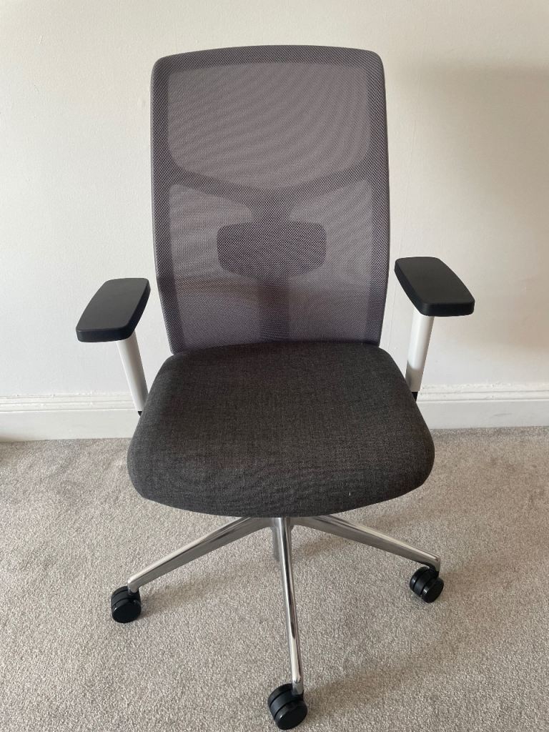 Boss Design Tauro Ergonomic Office Chair – Grey Mesh & Fabric