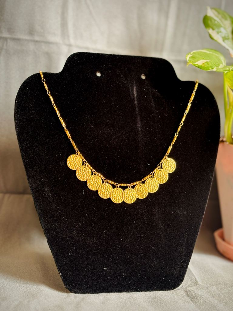 Brand new Jewelleries Free delivery near by