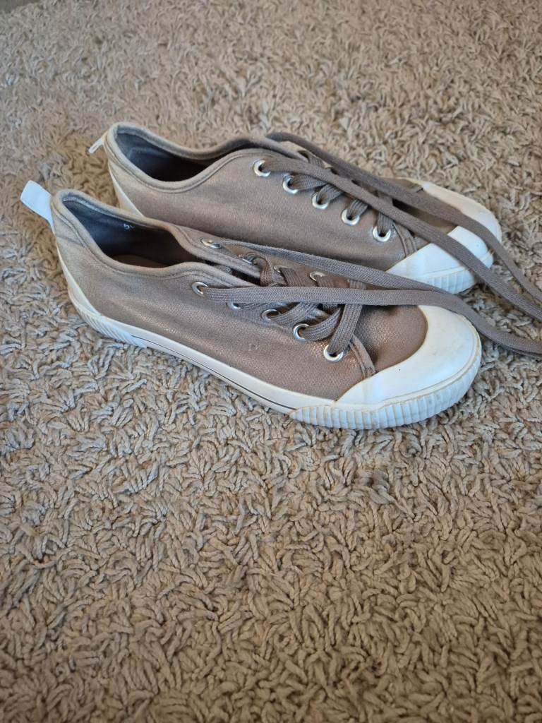 New Tu Sparkly Beige & White Laceup Trainers Immaculate 