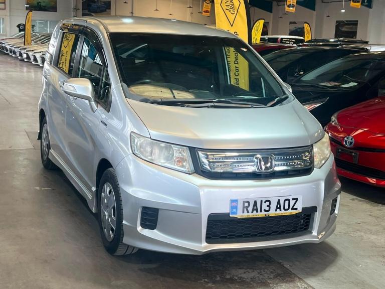 2013 Honda Freed 1490 Hybrid