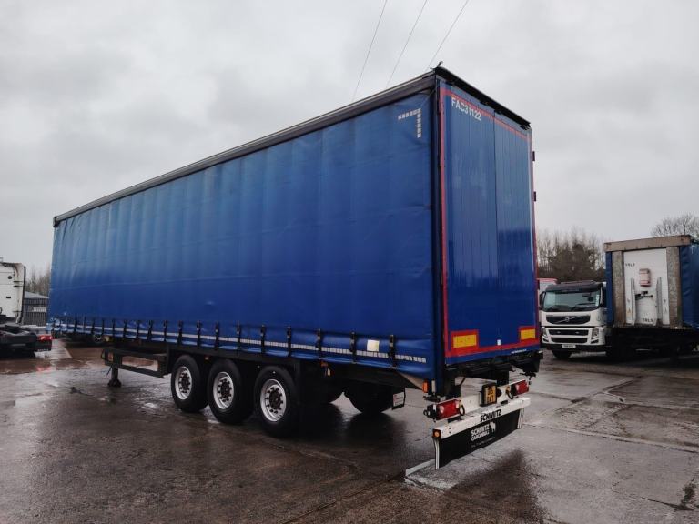 Schmitz Curtainsider 4.65 high 2015 Tested Jan 27 Other