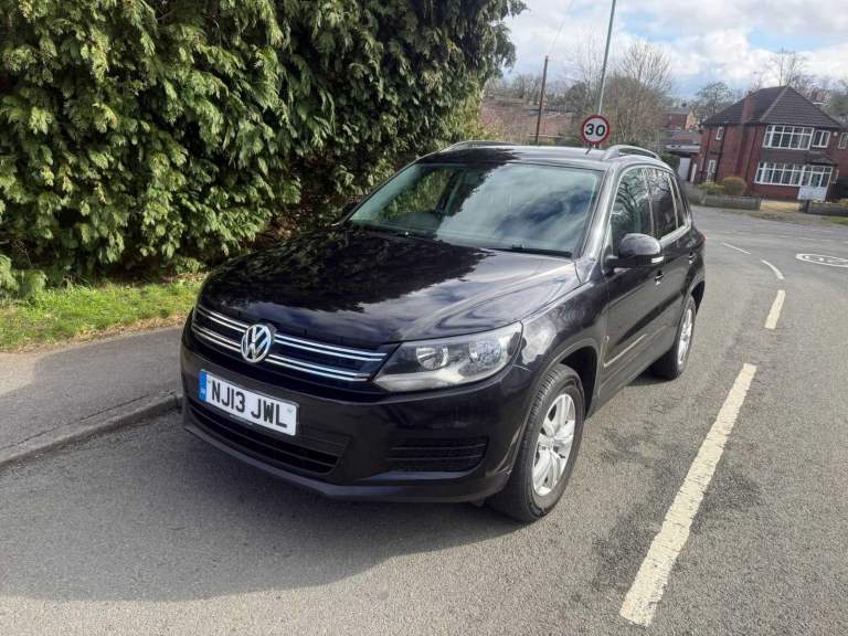 Volkswagen Tiguan (*Vw Golf) 2.0 TDI BlueMotion Tech  SUV with 10 months MOT&FSH&low 105k Mileage