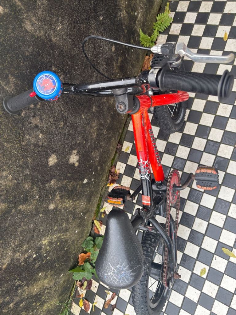 Specialized Hotrock children’s bike 2-4 years 