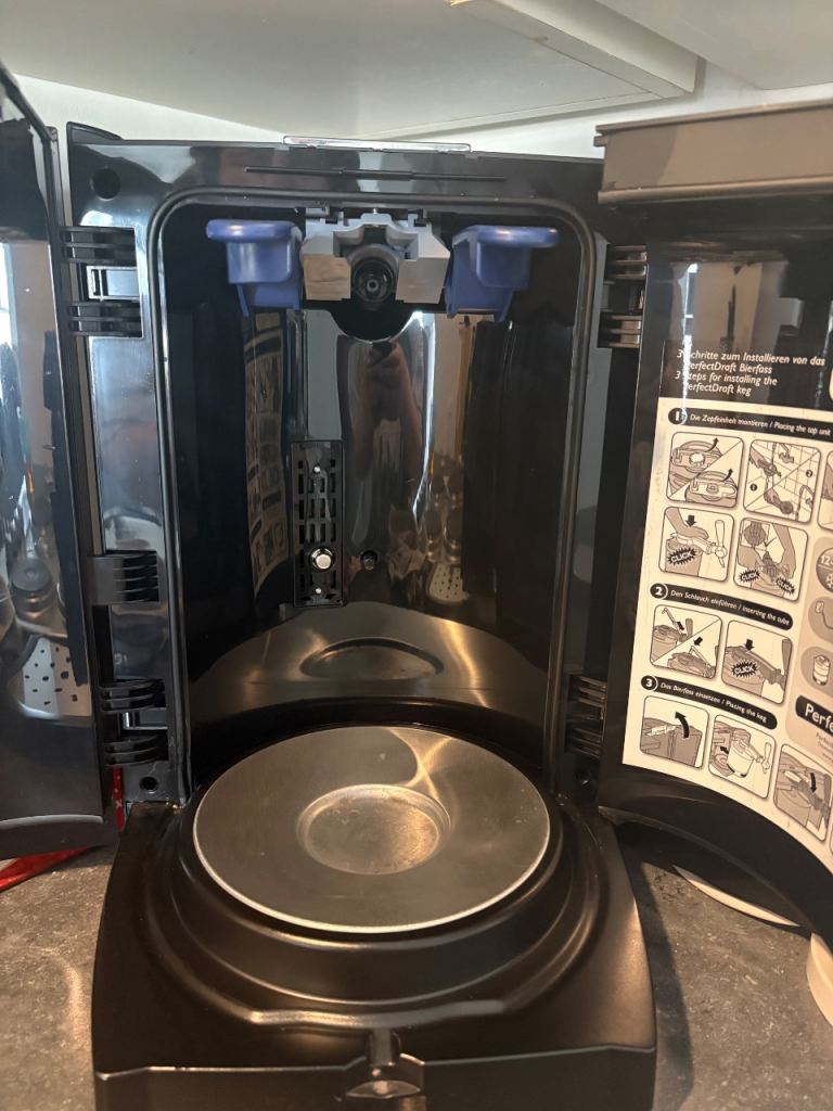 Philips Perfect Draft Beer Machine – Good Condition