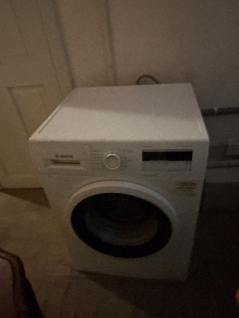 Bosch Washing Machine – White, Good Condition