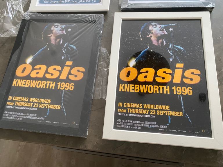Oasis knebworth framed artwork choose black/white frame ideal bar music room