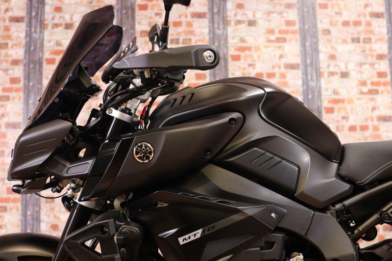 2019 YAMAHA MTN1000 MT-10 TOURER EDITION - 4,620 MILES - 2 OWNERS - EXTRAS