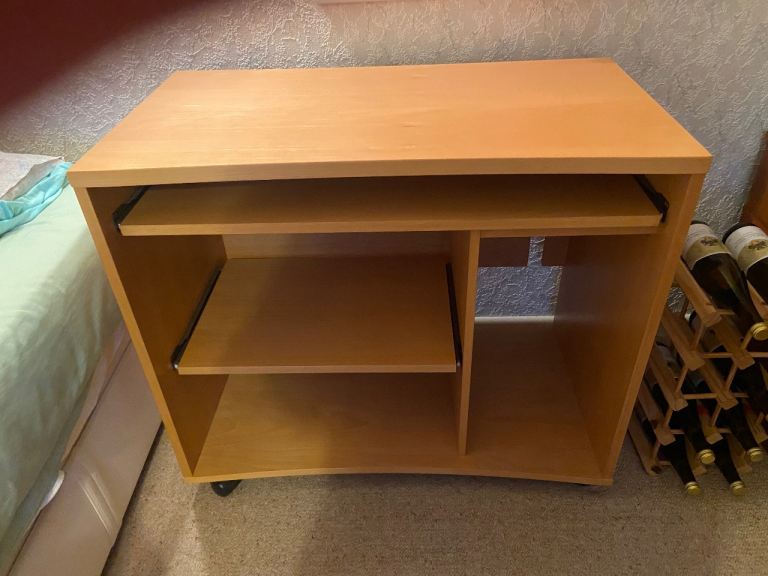 Desk. Solid Wood. As new.