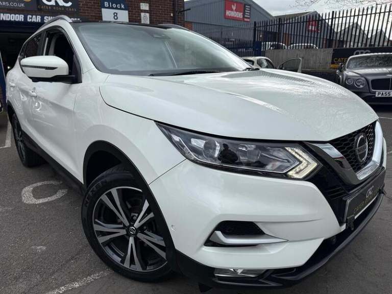 2019 Nissan Qashqai 1.3 DiG-T N-Connecta 5dr HATCHBACK PETROL Manual