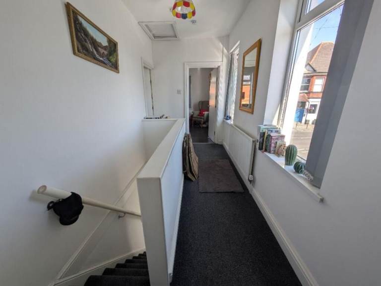 Renovated 2 bed flat close to city centre - Grangetown