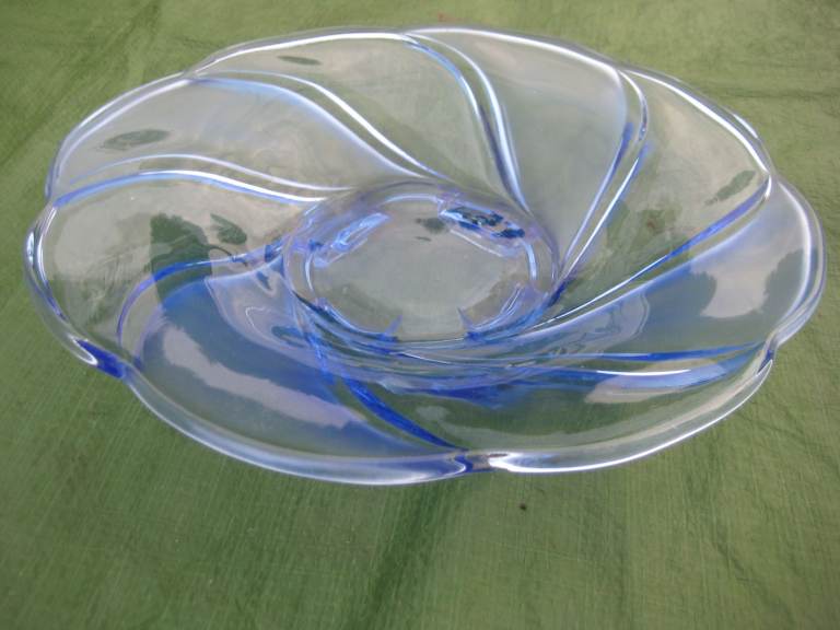 Classic Blue Coloured Raised Glass Dish for £5.00