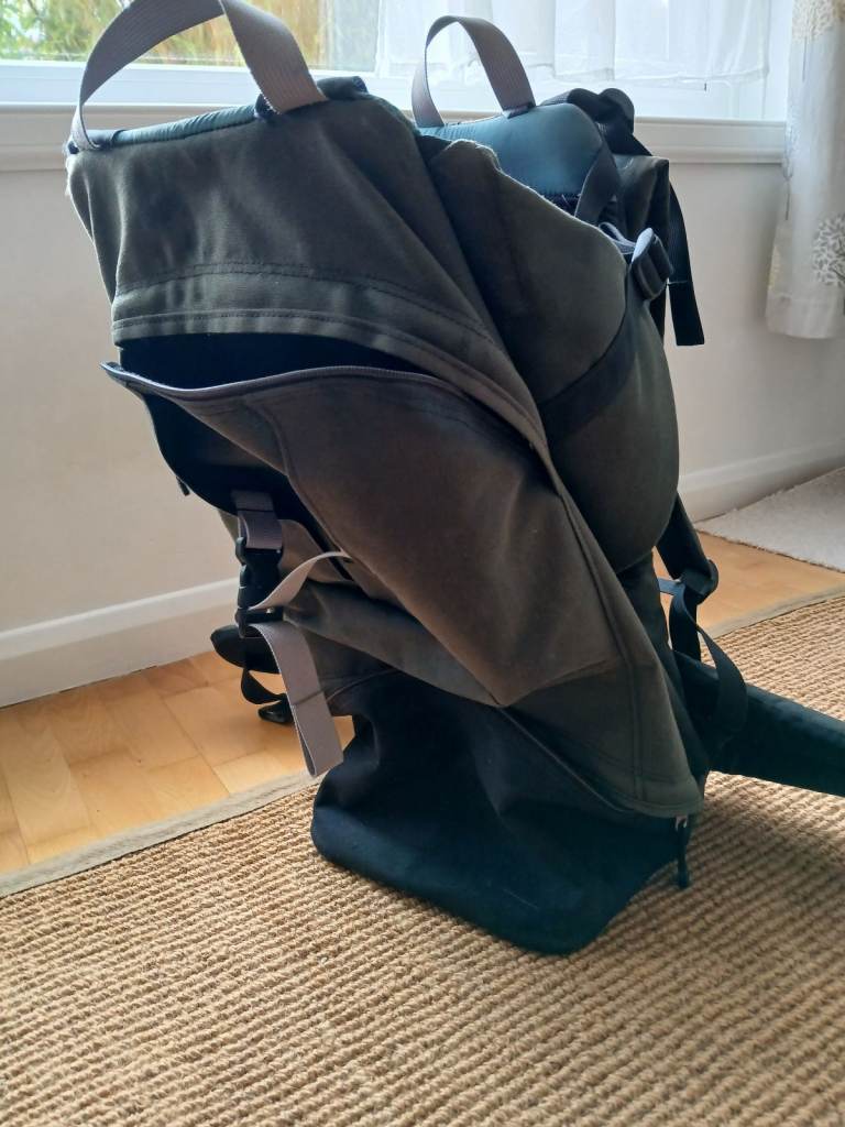 Macpac Possum child carier, with rain cover , sunshade, and neck support