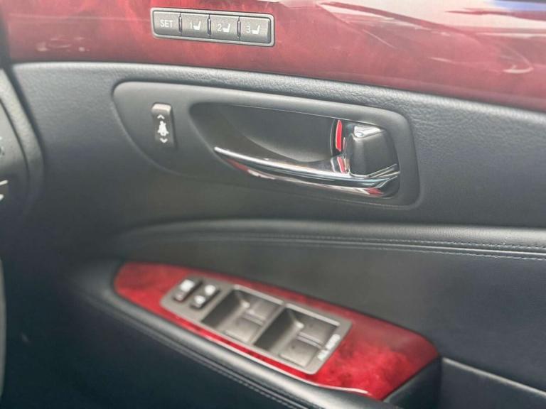 2022 Lexus LS 5.0 600h V8 Premier Saloon 4dr Petrol Hybrid CVT 4WD Euro 5 (s/s) (445 ps) Saloon H...