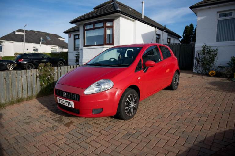 Fiat, GRANDE PUNTO, Hatchback, 2010, Manual, 1368 (cc), 3 doors