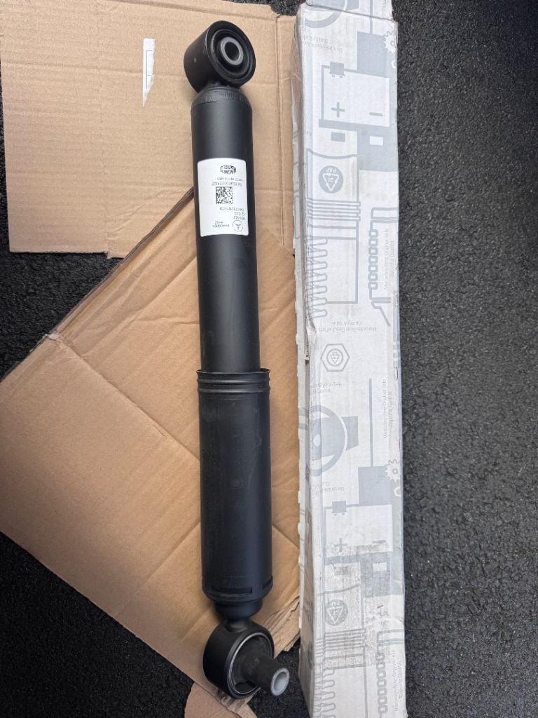 Mercedes Benz VITO Rear Shock Absorber W447 Van Shocker Damper strut