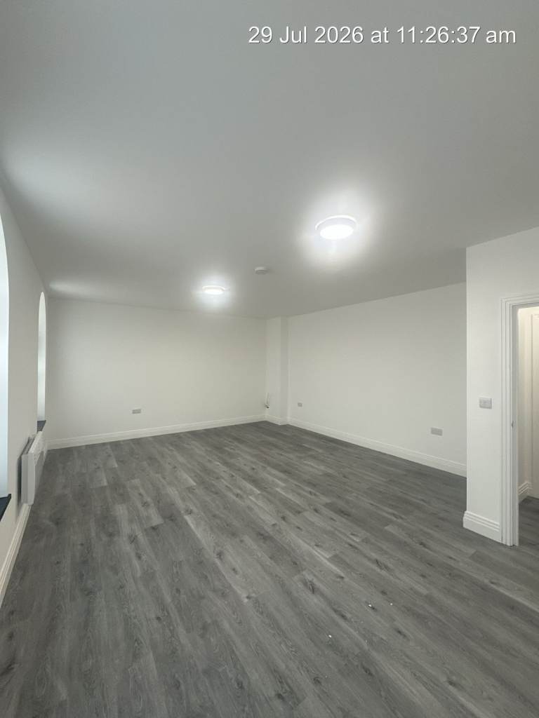 Two Large Office Spaces to Rent in Shepperton – £1,800 PCM Each