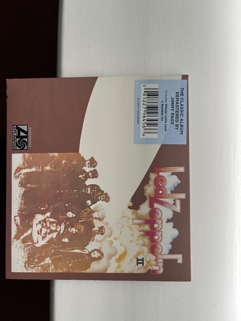 Led Zeppelin cd’s albums 11,4,debut album, houses of the holy and mothership