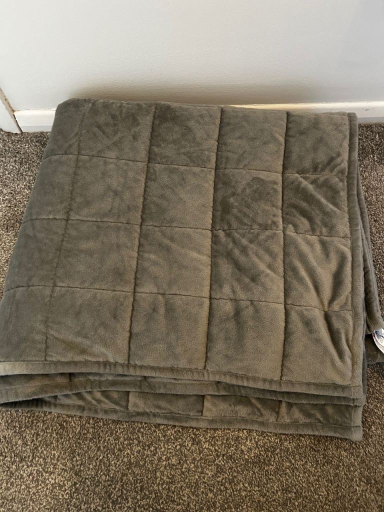 The Oodie Weighted Blanket – Grey, like new