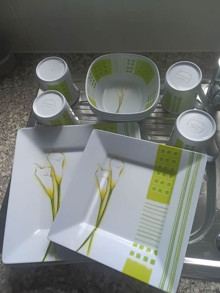Caravan 4 person crockery set. Quest melamine ware