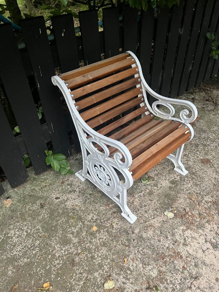 Garden bench 