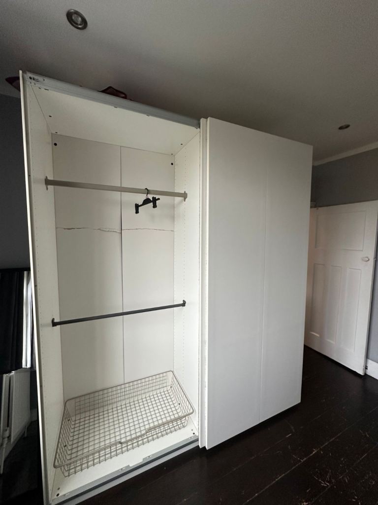 Ikea wardrobe with sliding door 49£