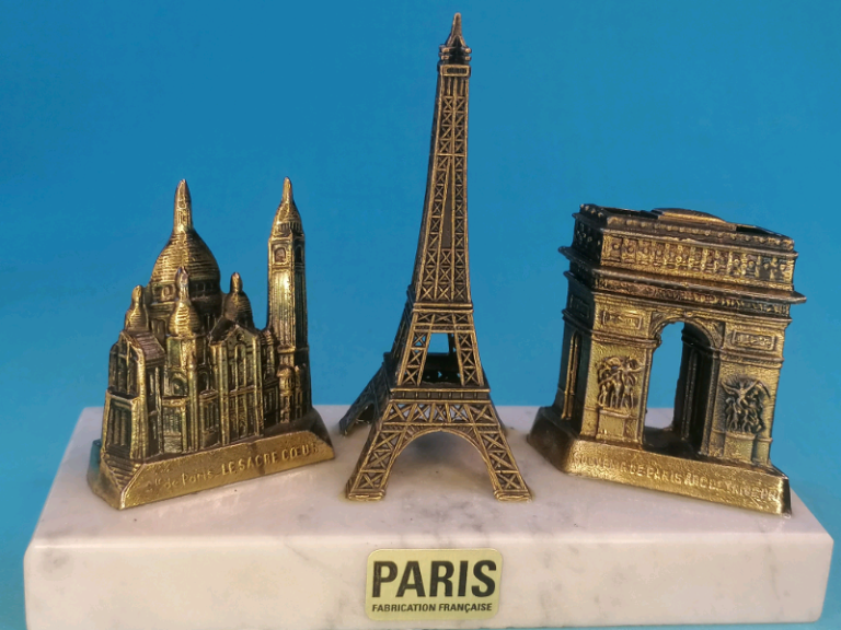 6-inch  length Vintage Paris Souvenir,Paris Souvenir. 