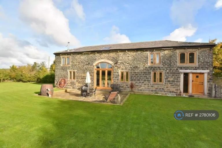 3 bedroom house in Moon Acres, Pudsey, LS28 (3 bed) (#2780106)