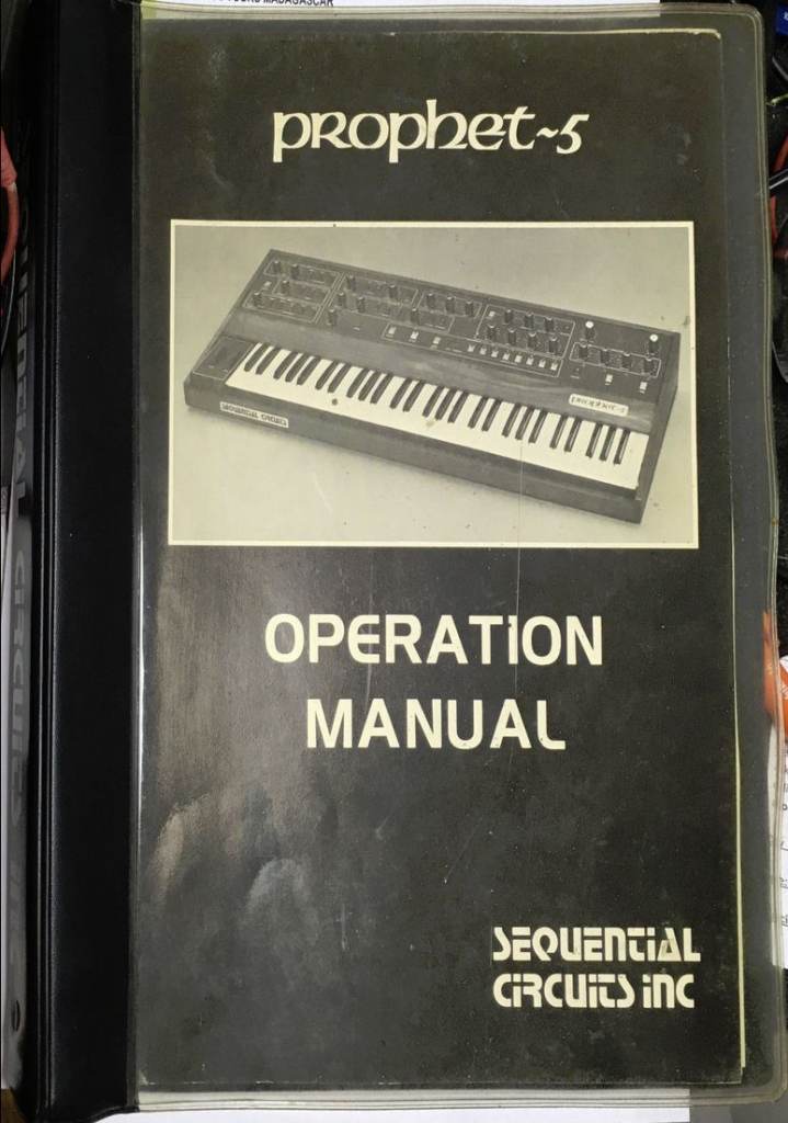 Sequential Circuits Prophet 5 rev2 + MIDI + Manual (1979)