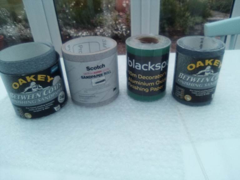 Brand new rolls of assorted sandpapers. £5 the lot
