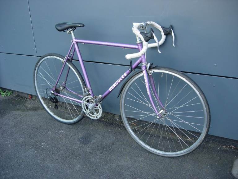 Vintage Mens Road/ Touring/ Commuter Bike by Hercules, Purple, JUST SERVICED/ CHEAP PRICE!!!