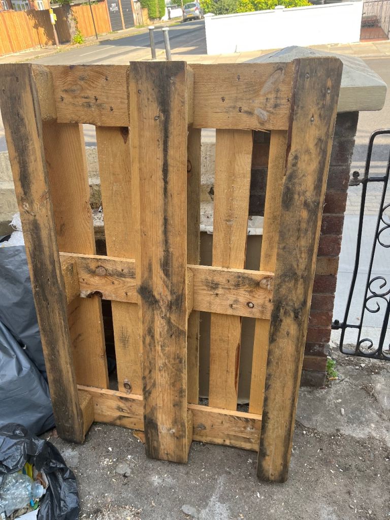 Wooden Pallets – Good for Upcycling Projects