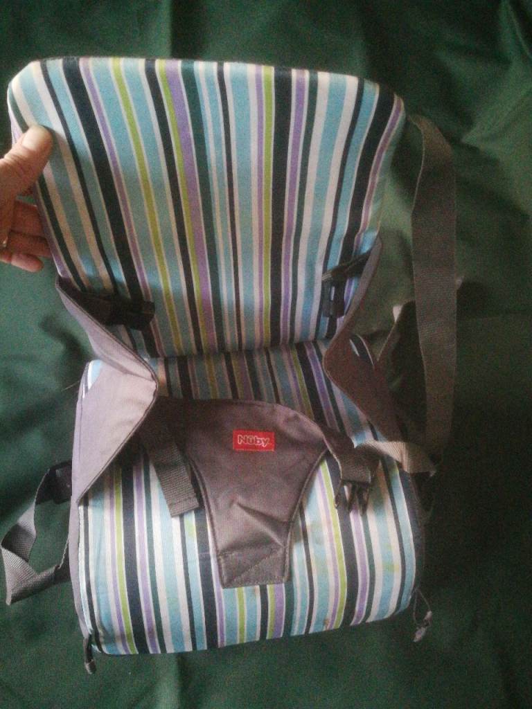 Booster seat (fold up!) 