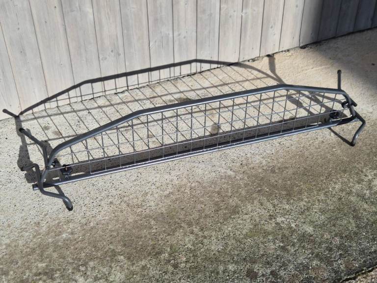 Travall TDG1311 dog (or other pets) guard, for Seat Ibiza ST