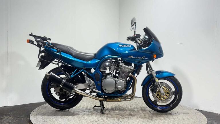 Suzuki Bandit 600 GSF 1998 27K VERY CLEAN MK1 NEW MOT ICONIC CLASSIC 600CC A2