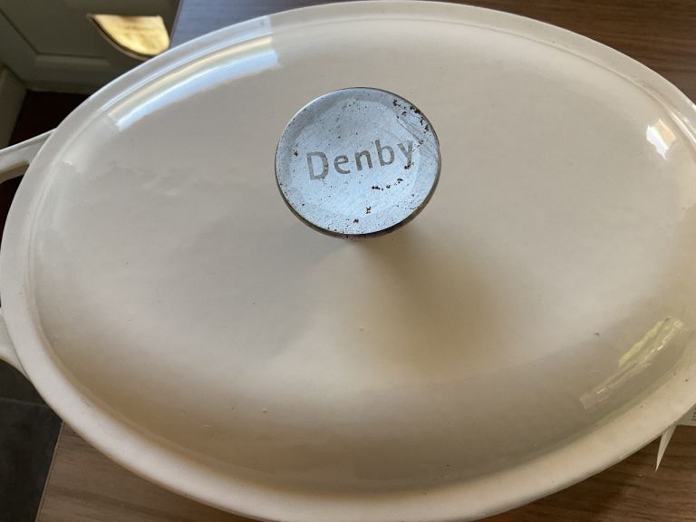 NEW Denby Cream Cast Iron Casserole Dish