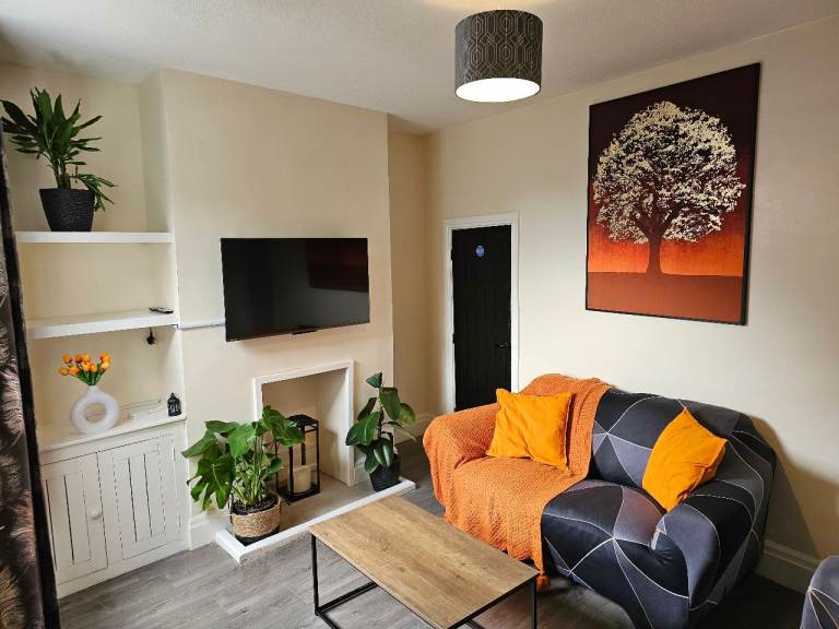 3 bedroom house in Gloucester