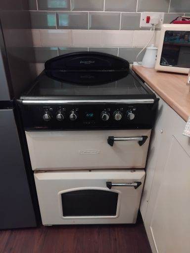 Cream Freestanding Electric Cooker with electric hob - leisure gourmet classic 
