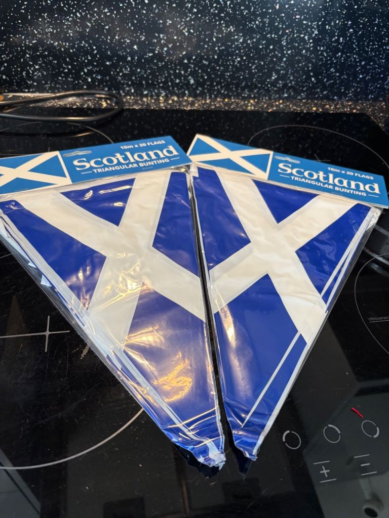 Scotland Triangular Bunting - 10m, 20 Flags, Brand New