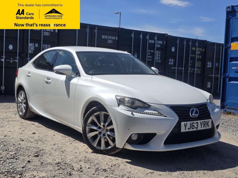 2013 Lexus IS 2.5 300h Luxury Saloon 4dr Petrol Hybrid E-CVT Euro 5 (s/s) (223 ps) Saloon Hybrid ...
