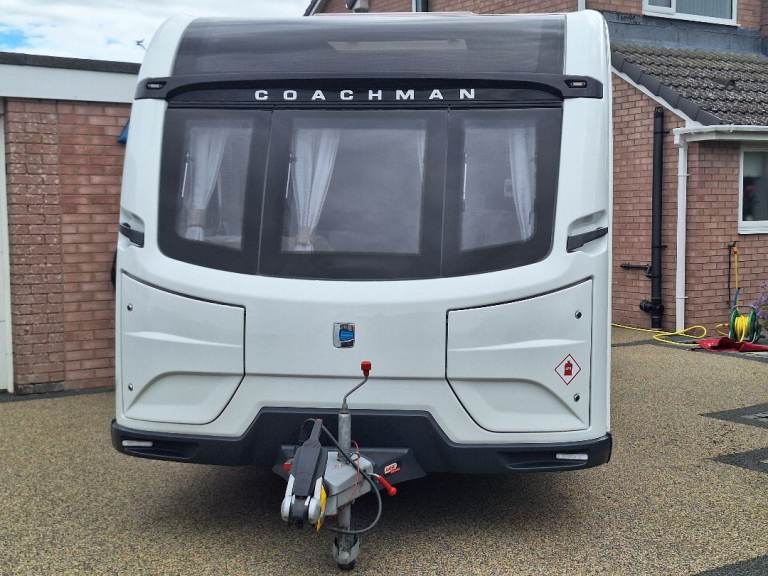 Coachman 520 VIP 3 berth Touring Caravan