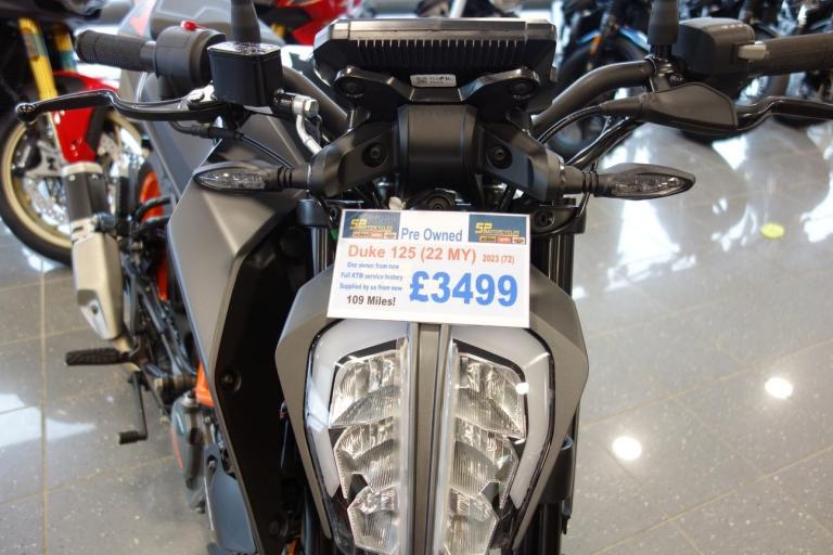KTM 125 Duke (22 MY)
