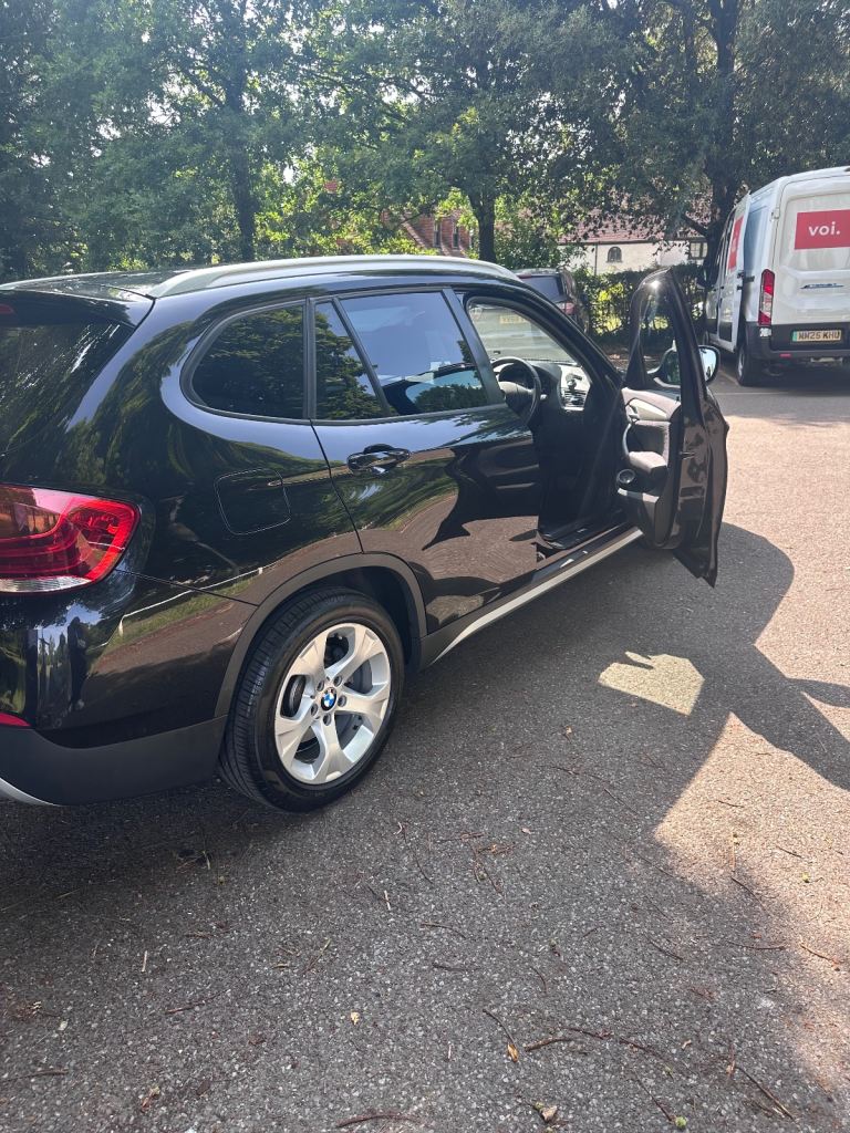 BMW, 2012, 1990 (cc)