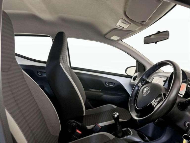 2018 Toyota AYGO 1.0 VVT-i X-Play 5dr HATCHBACK PETROL Manual