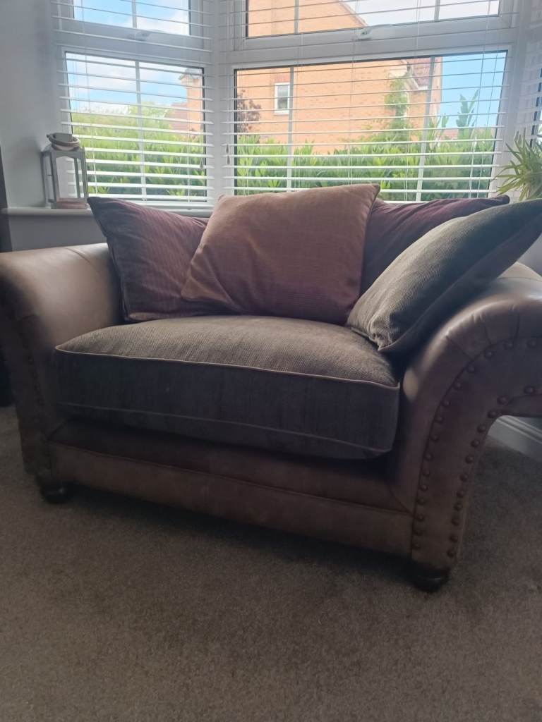 Alexander and James Leather Loveseat