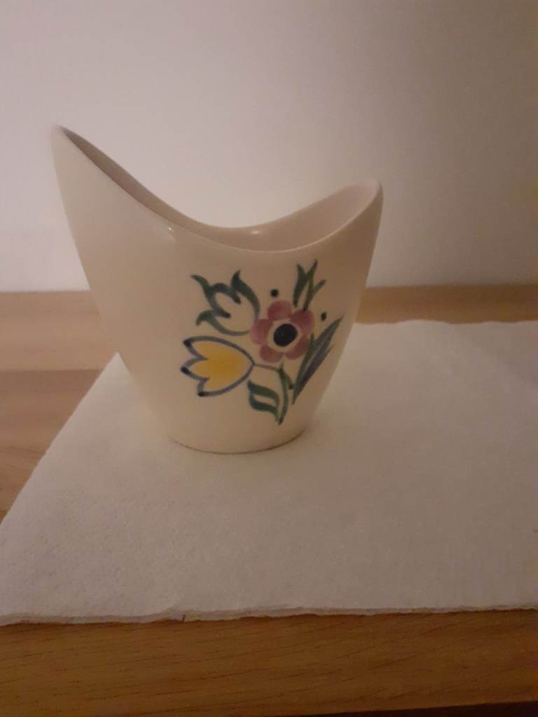 Poole pottery, small pot, signed rf