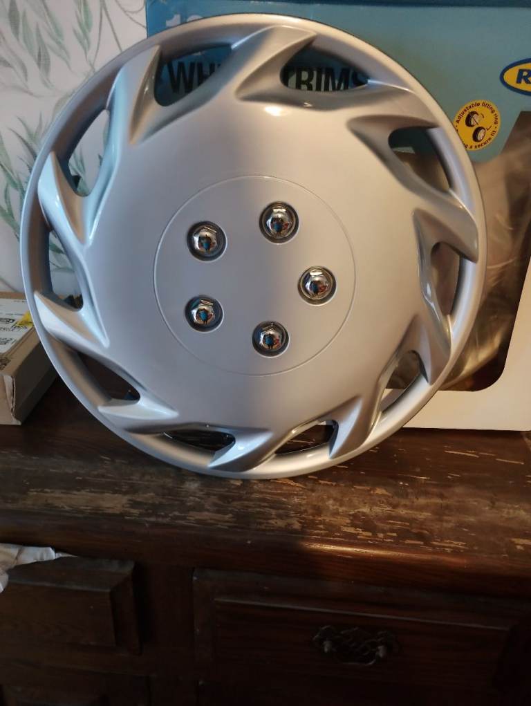 16" wheel trims 