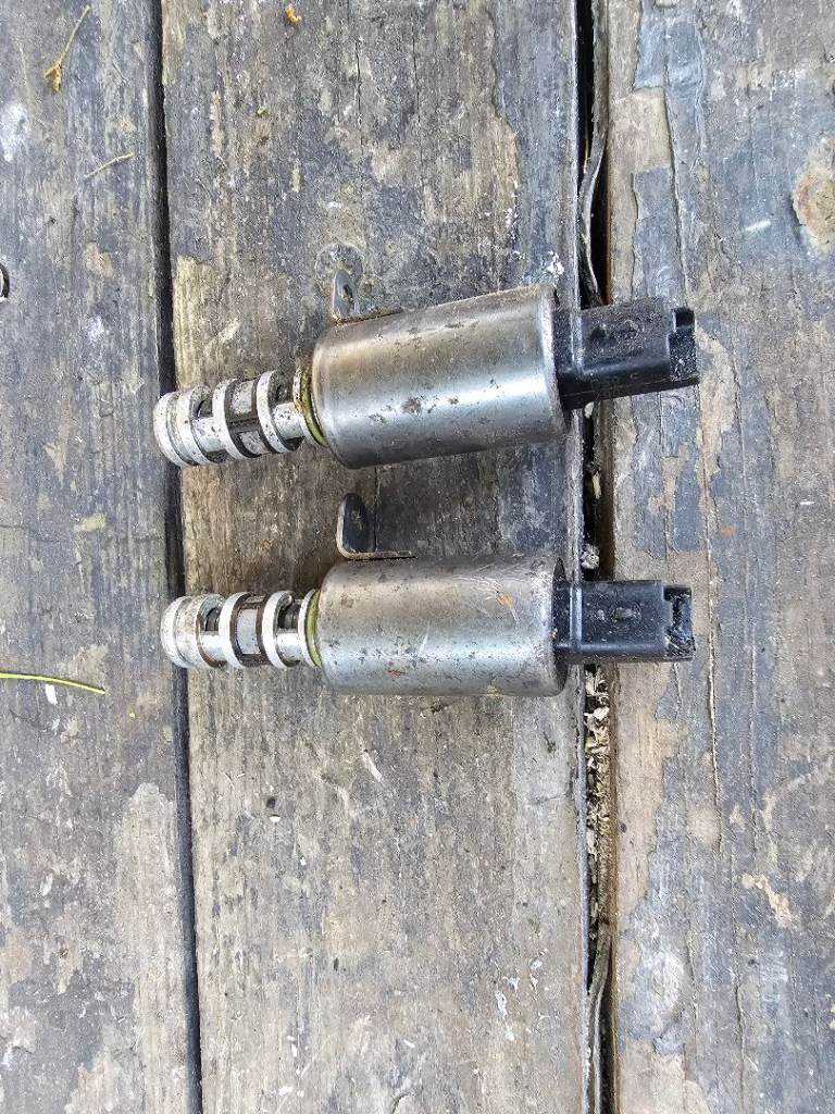 R56 1.4 or 1.6 Vanos Valves
